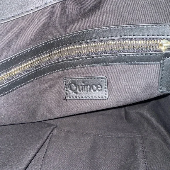 Elegant Black Woven Tote Bag - Picture 5 of 7